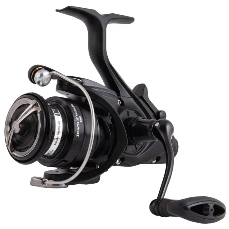 Daiwa 19 Black Widow BR LT Baitrunner Reels