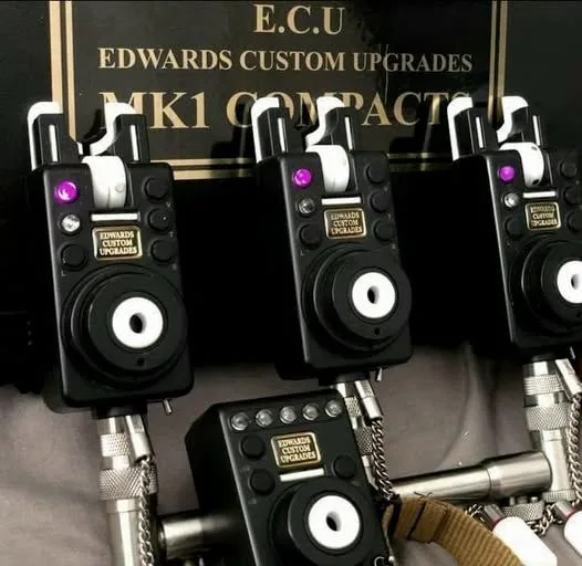 ECU MK1 R-Plus Compact Remote Bite Alarm (White Trim Edition) 3 Rod Set