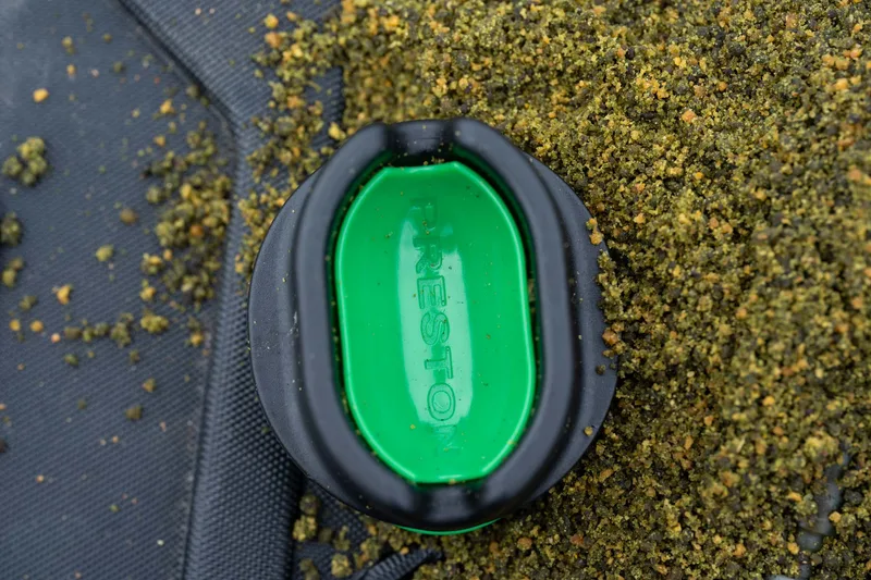 Preston Quick Release Method Mould — Medium