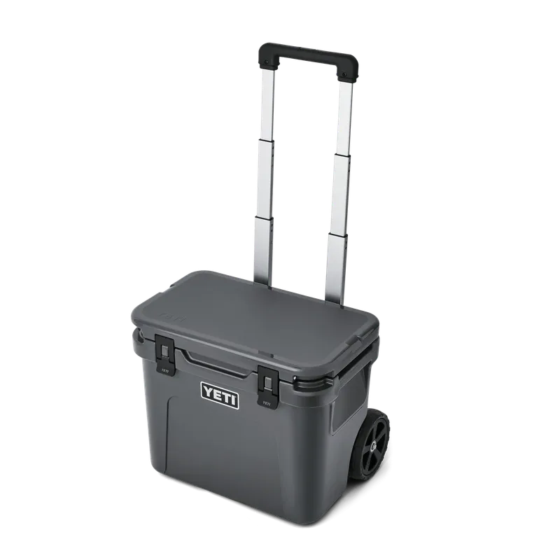 Yeti Roadie 32 Wheeled Cooler - Charcoal
